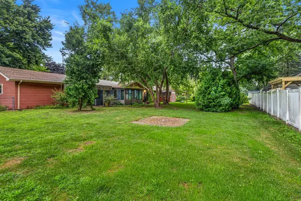 2505 Curtis RD, Champaign, IL 61822