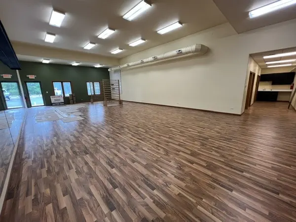 821 E Grant HWY #B, Marengo, IL 60152