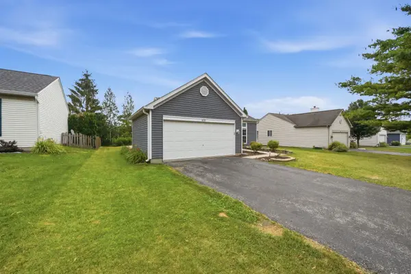 633 Indian Trail RD, Antioch, IL 60002