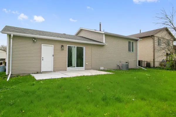 18200 Fountainbleau DR, Hazel Crest, IL 60429