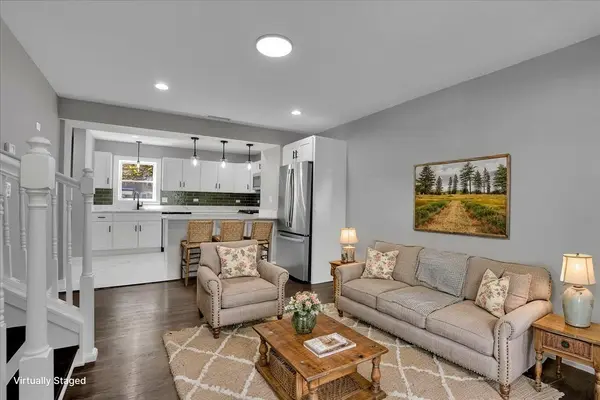 735 E 105th ST, Chicago, IL 60628