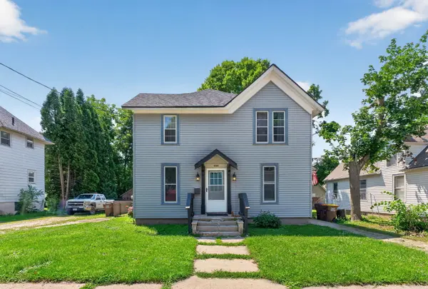 807 Garfield AVE, Belvidere, IL 61008