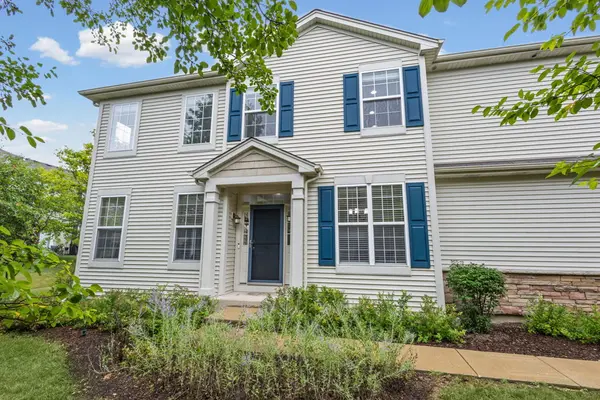 580 S Jade LN, Round Lake, IL 60073