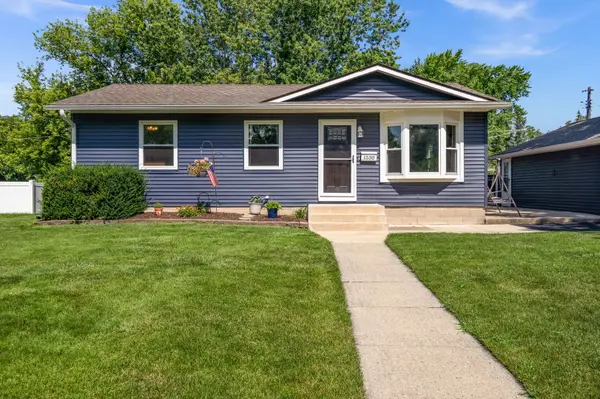 1530 Sunrise DR, Dekalb, IL 60115
