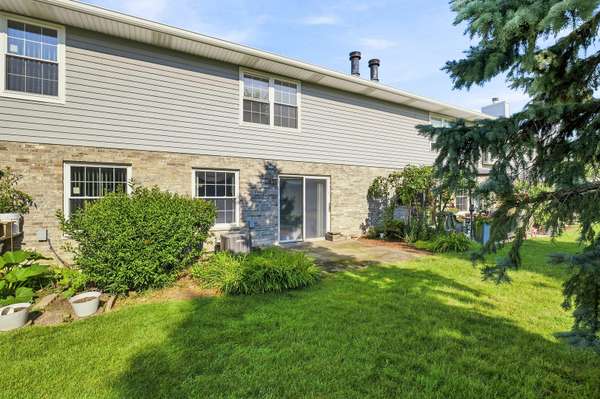 875 N Tamarac BLVD, Addison, IL 60101