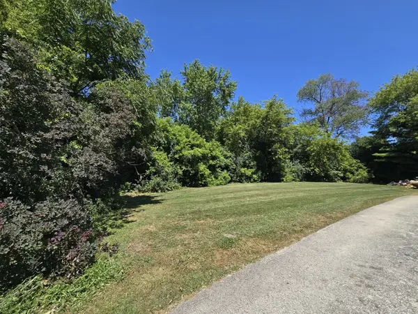 0 Greenview AVE, Park City, IL 60085