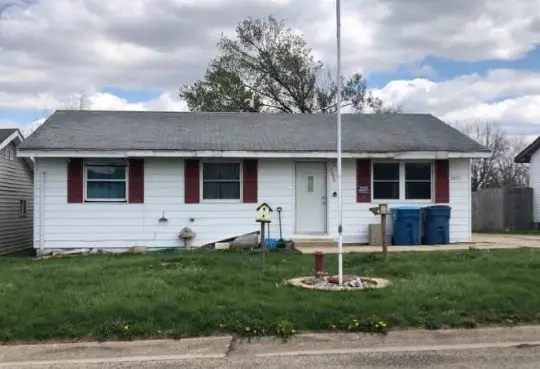 3025 Arlington DR, Princeton, IL 61356
