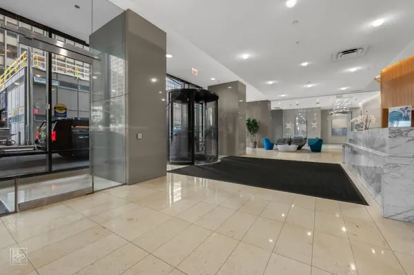 225 N Columbus DR #8006, Chicago, IL 60601