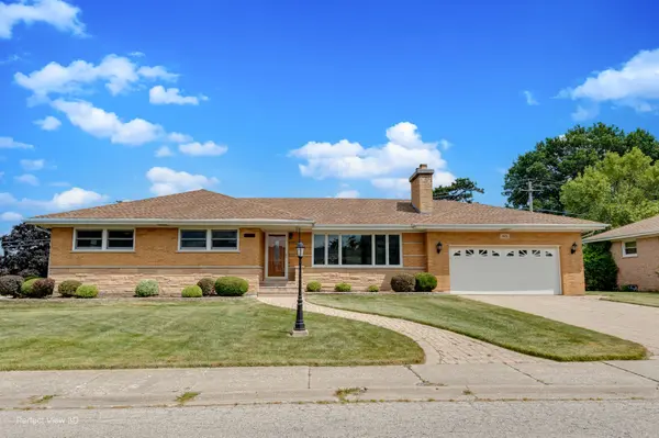 7952 Balmoral AVE, Norwood Park Township, IL 60656