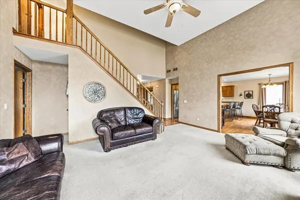 26746 S Kimberly LN, Channahon, IL 60410