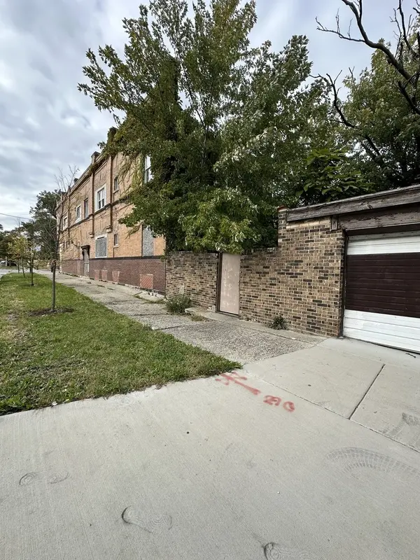 1659 S Pulaski RD, Chicago, IL 60623