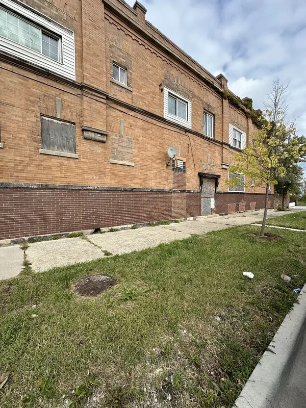 1659 S Pulaski RD, Chicago, IL 60623
