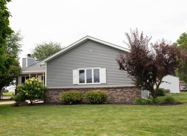402 Kilmer ST, Ashton, IL 61006