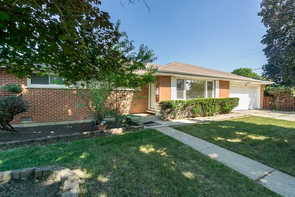 1185 Seymour AVE, Des Plaines, IL 60016