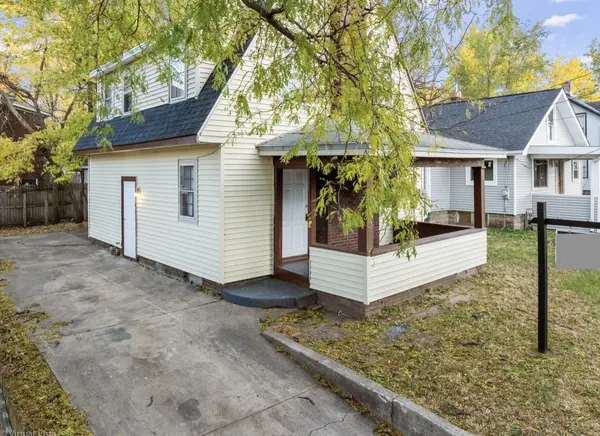 233 Oakwood AVE, Rockford, IL 61101