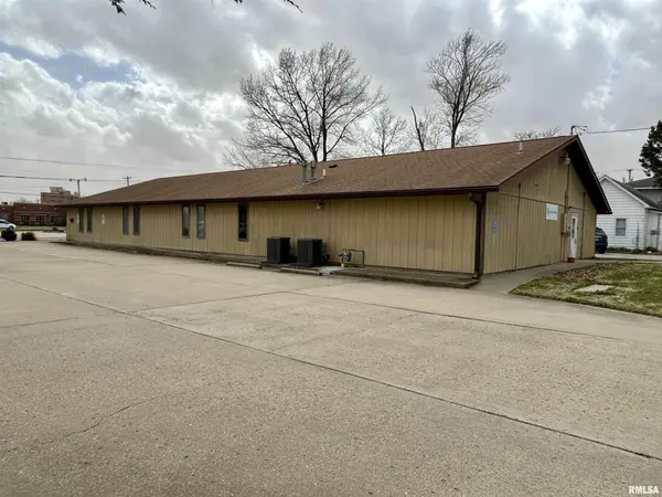 309 E Jackson ST, Carbondale, IL 62901