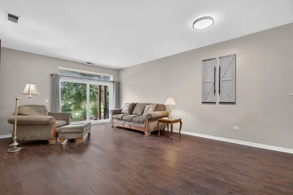 24011 Pear Tree CIR, Plainfield, IL 60585
