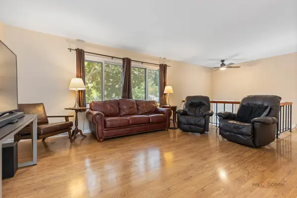 32 Asbury Lane, Cary, IL 60013