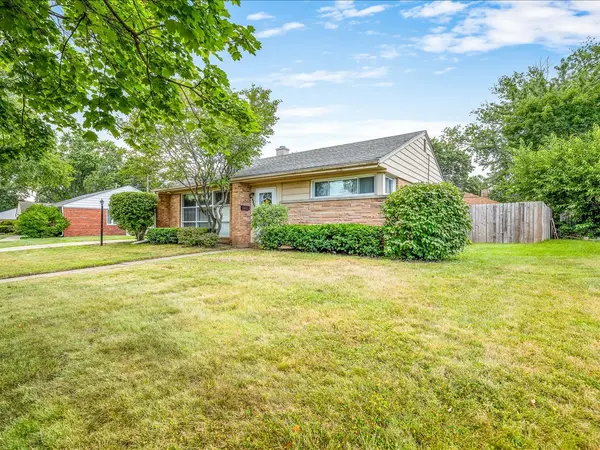 4210 Buckingham DR, Rockford, IL 61107