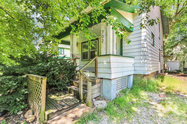 702 W Oregon ST, Urbana, IL 61801