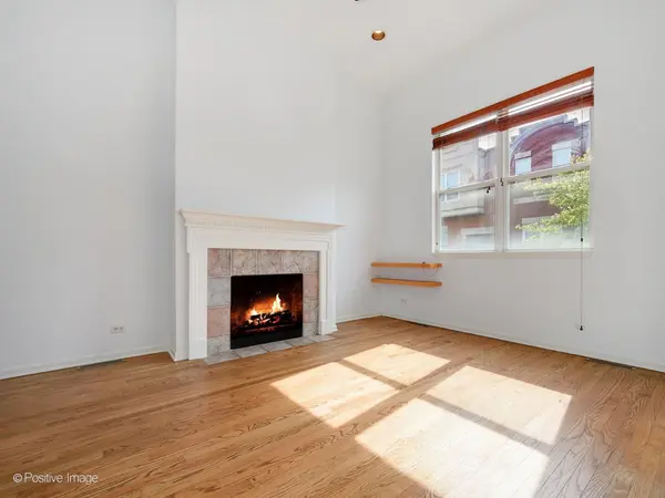 3643 W CORNELIA AVE #B, Chicago, IL 60618