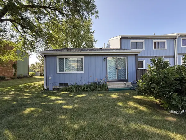 550 Sundance DR, Bolingbrook, IL 60440