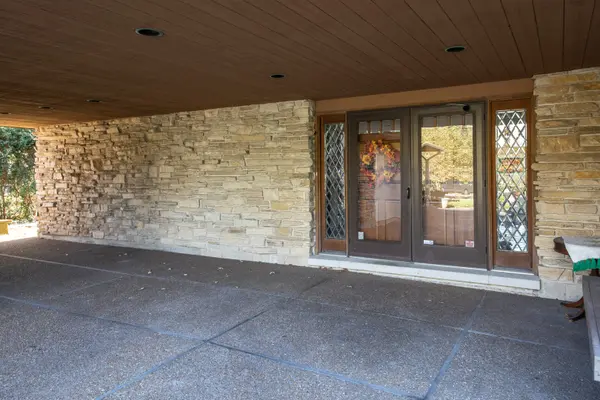 Address not disclosed, Park Ridge, IL 60068