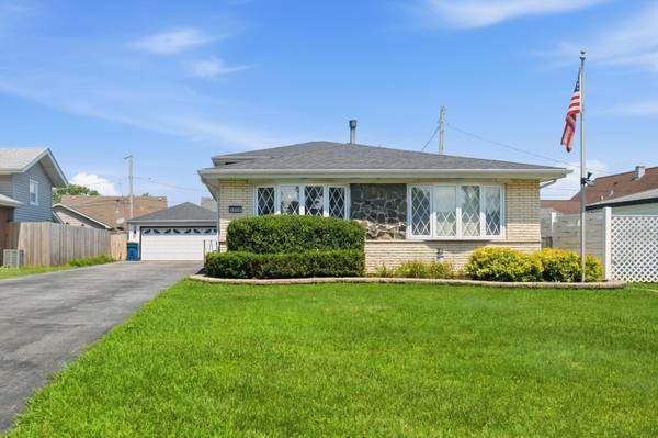 5432 137th ST, Crestwood, IL 60418