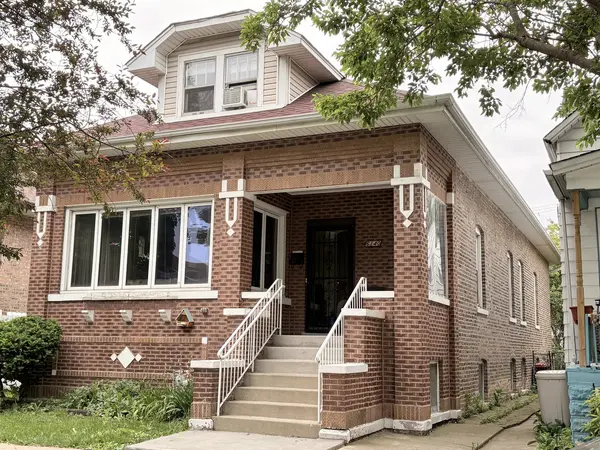 6140 S 75th AVE, Summit, IL 60501
