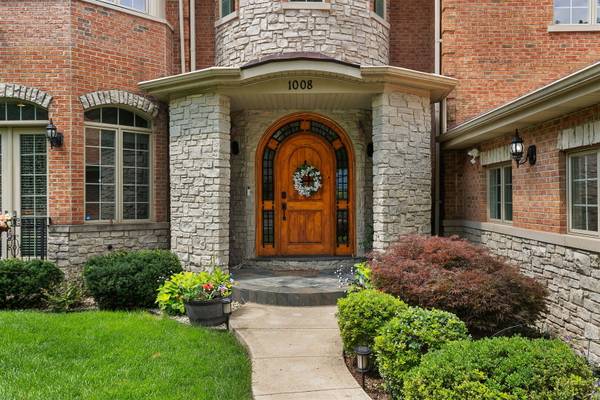 1008 Meadow RD, Northbrook, IL 60062