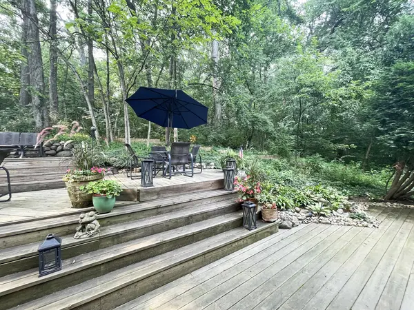 101 Oak Ridge DR W, Burr Ridge, IL 60527