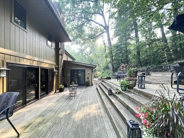 101 Oak Ridge DR W, Burr Ridge, IL 60527