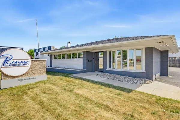 3005 Rapids DR, Racine, WI 53404