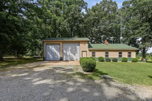 18802 N Moonbeam LN, Mt Vernon, IL 62864