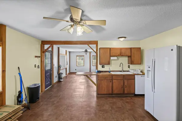 18802 N Moonbeam LN, Mt Vernon, IL 62864
