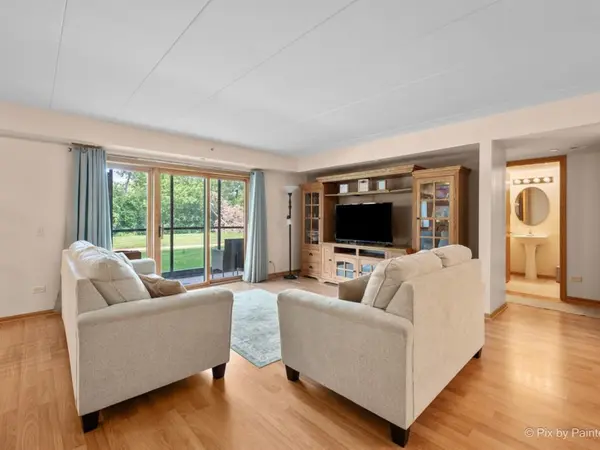 6830 W Winding TRL #101, Oak Forest, IL 60452