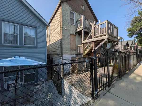 2827 W 22nd PL, Chicago, IL 60623