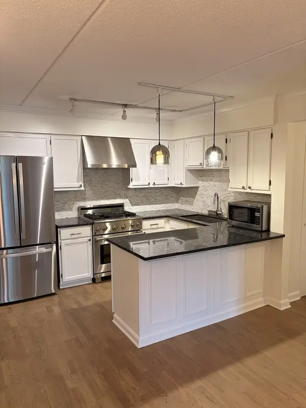 4848 N Central AVE #209, Chicago, IL 60630