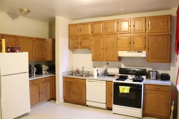 5436 S Harper AVE #1, Chicago, IL 60615