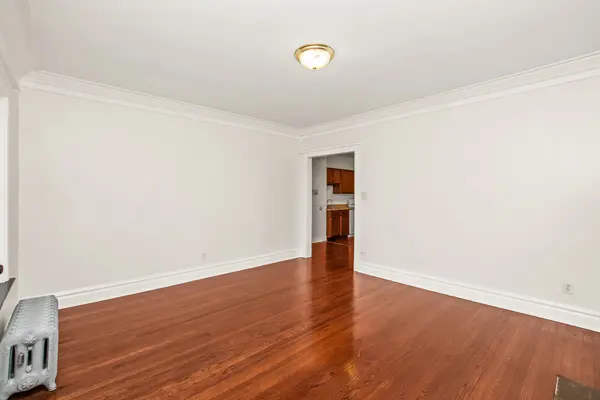 6144 S Indiana AVE #2F, Chicago, IL 60637