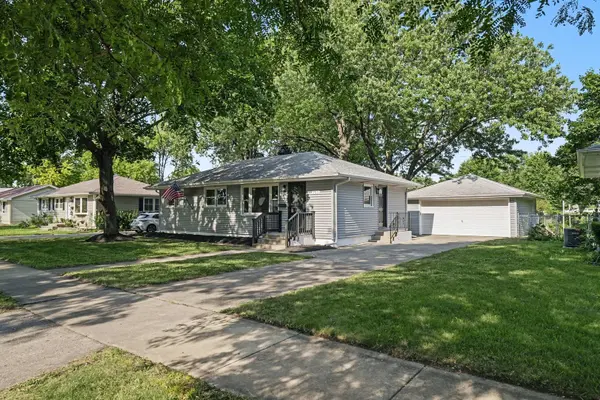 753 Westgate DR, Aurora, IL 60506