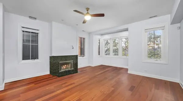 2239 N Lister AVE #201, Chicago, IL 60614