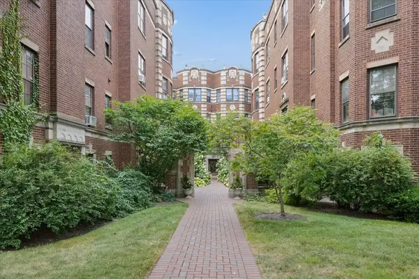 356 Ridge AVE #5-3, Evanston, IL 60202