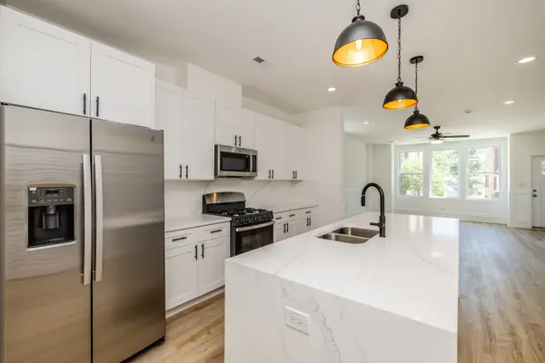 544 N Lawndale AVE, Chicago, IL 60624