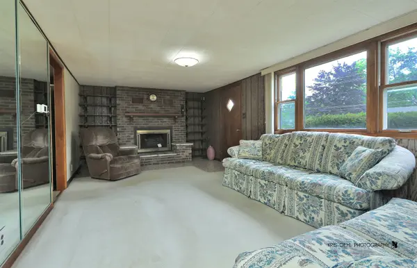 3152 27th ST, Zion, IL 60099