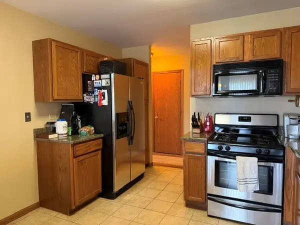 14 Dellwood CT #14, Algonquin, IL 60102
