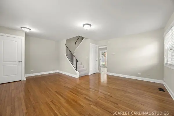 235 Westbrook CIR, Naperville, IL 60565