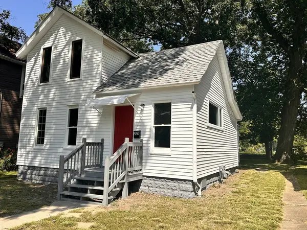 305 S Sterling ST, Streator, IL 61364