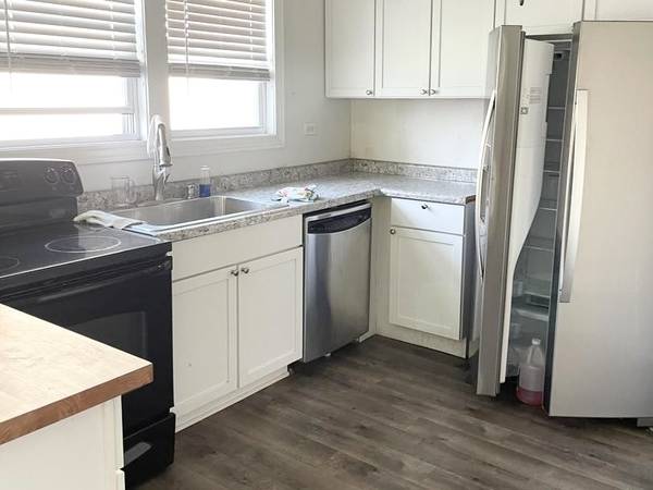 4846 W Gunnison ST, Chicago, IL 60630