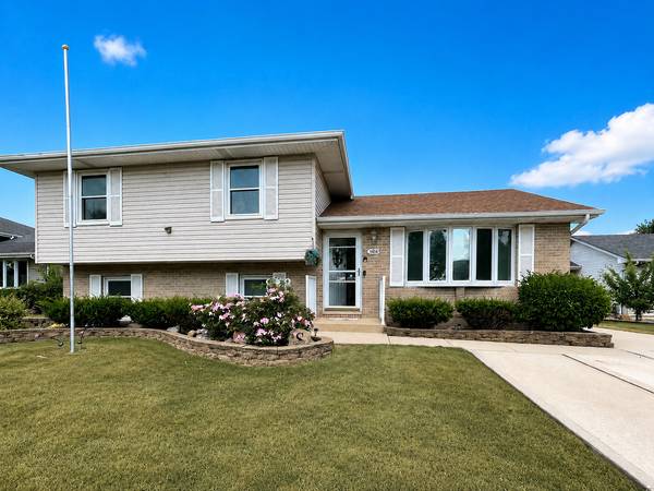 1414 Howland DR, Joliet, IL 60431